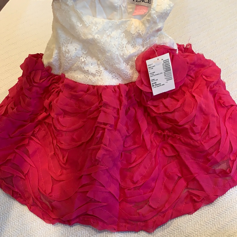 It's an adorable summer party dress